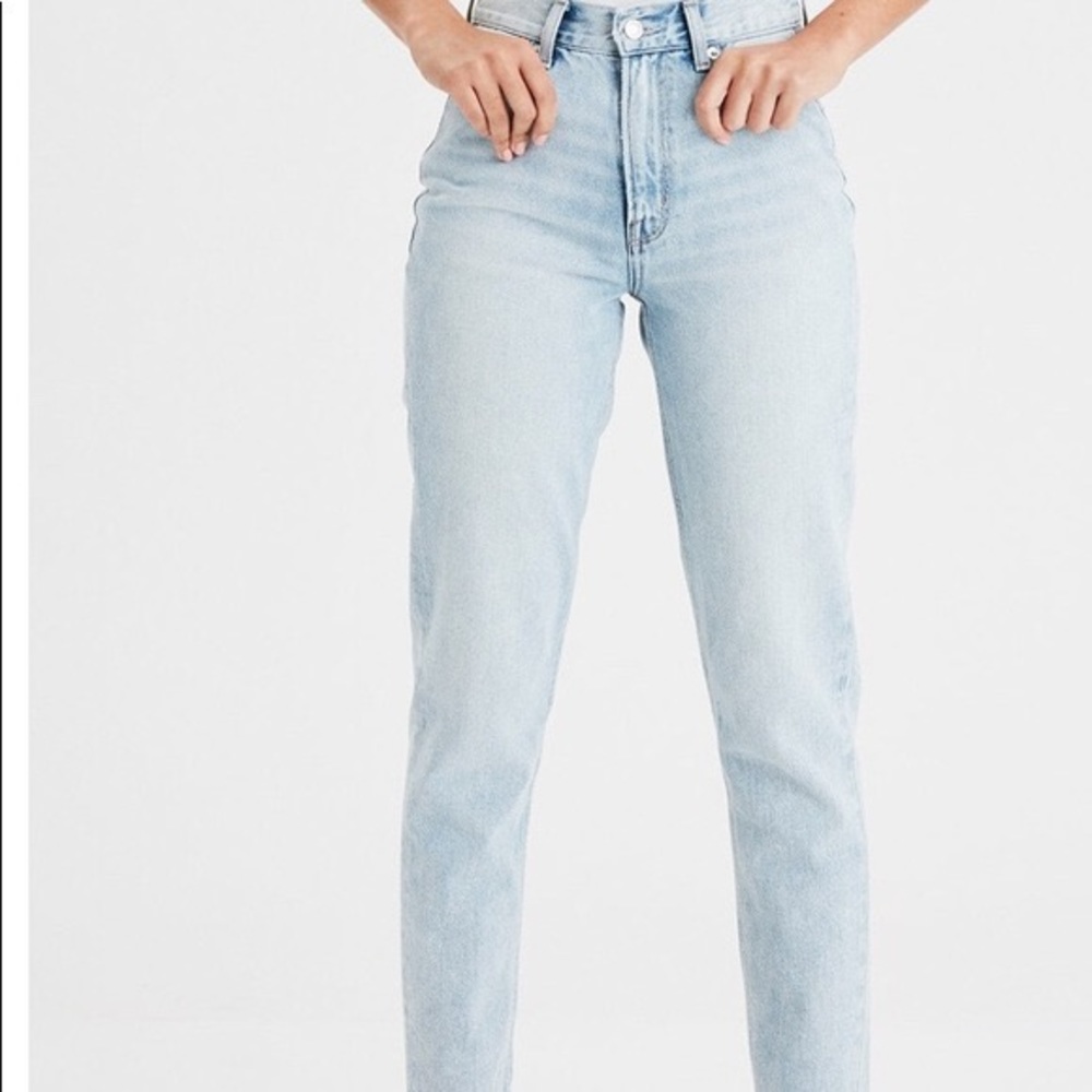 American Eagle Mom Jeans
